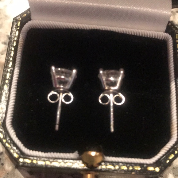 1 Carat CZ Stud Earrings set in Sterling Silver - Picture 3 of 3
